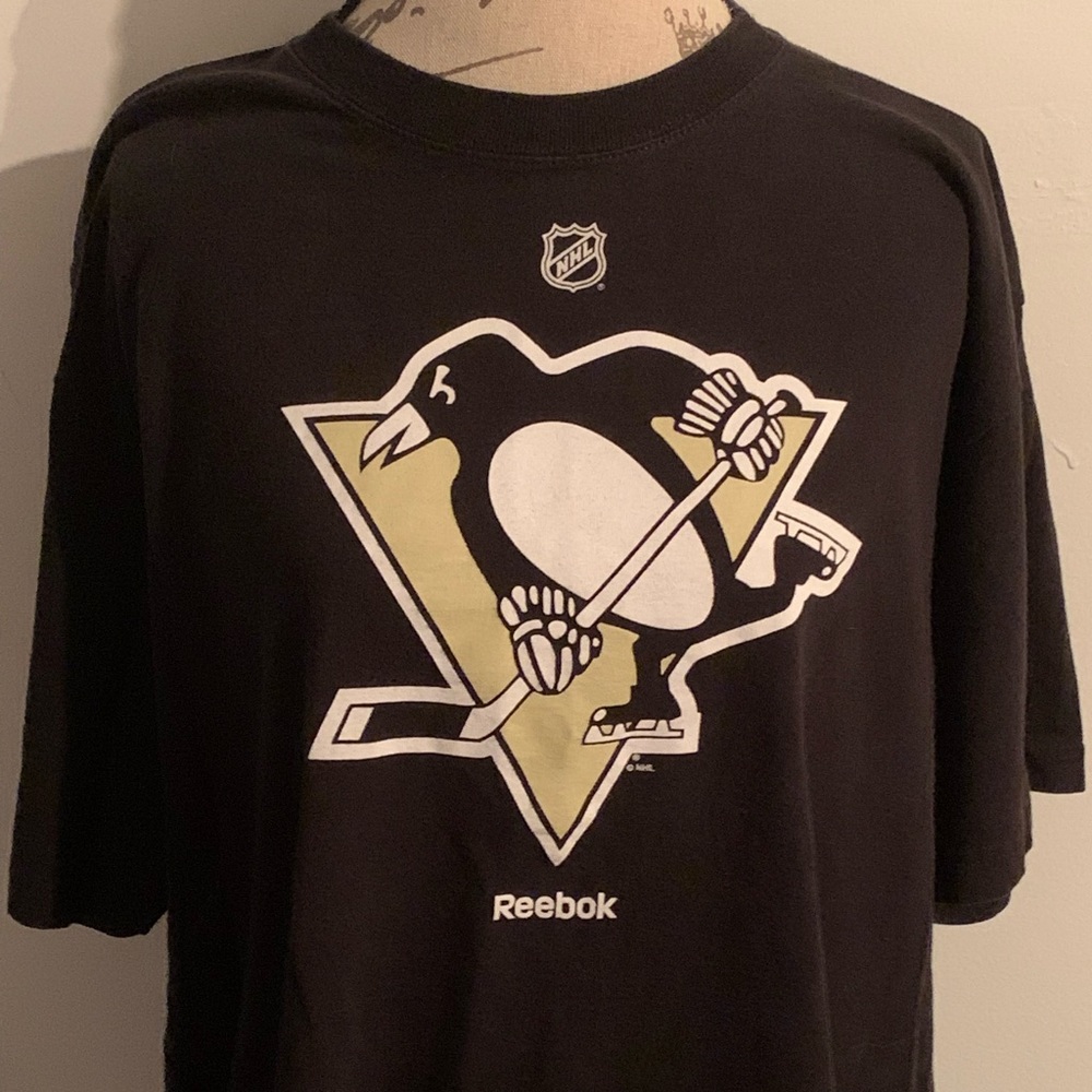 Pittsburgh penguins tee